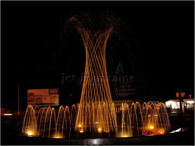 Water Net Crown Fountain.JPG