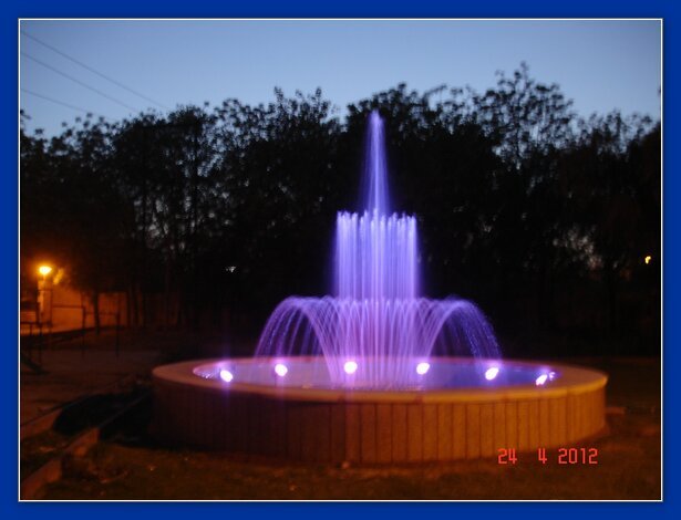 three stage sequential fountain.JPG